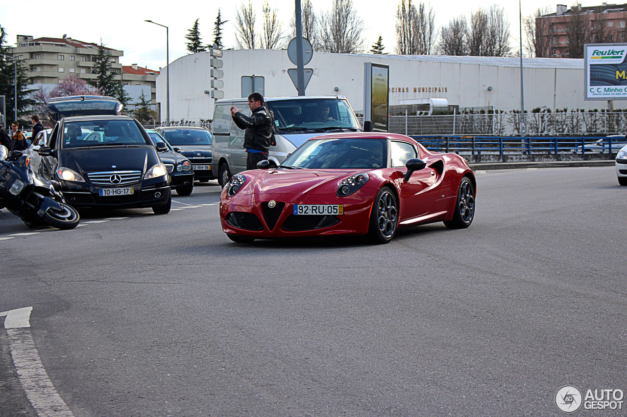 Alfa Romeo 4C Coupé