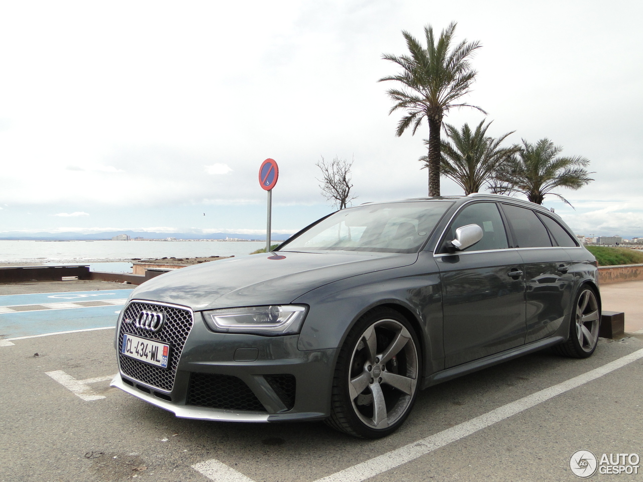 Audi RS4 Avant B8