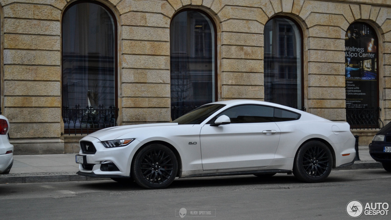 Ford Mustang GT 2015