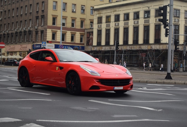 Ferrari FF