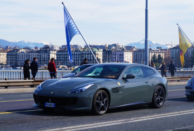 Ferrari GTC4Lusso