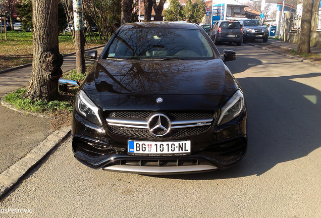 Mercedes-AMG A 45 W176 2015