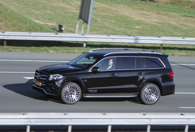 Mercedes-AMG GLS 63 X166