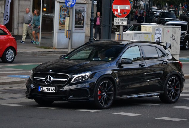 Mercedes-Benz GLA 45 AMG X156