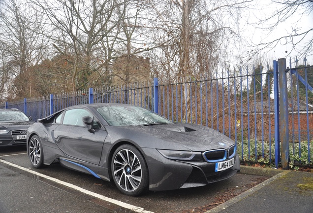 BMW i8