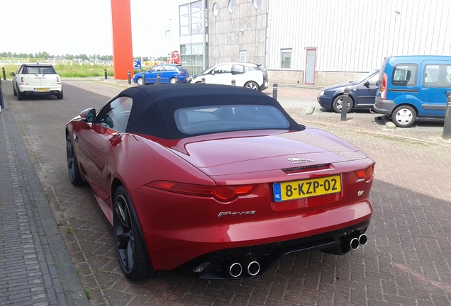 Jaguar F-TYPE S V8 Convertible