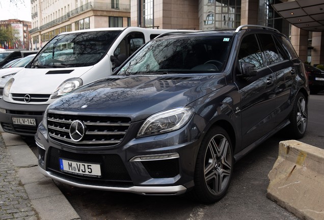 Mercedes-Benz ML 63 AMG W166