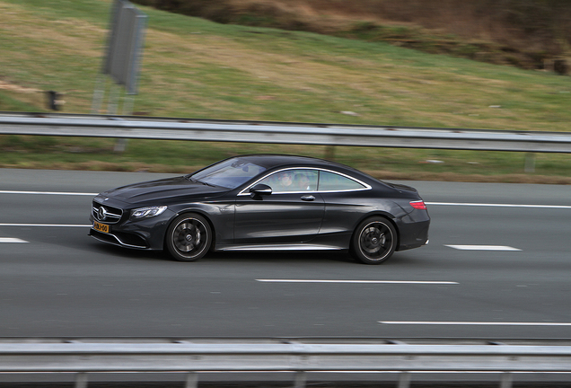 Mercedes-Benz S 63 AMG Coupé C217