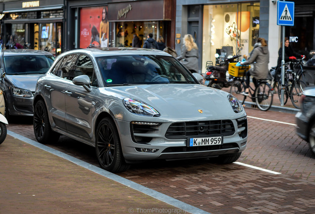 Porsche 95B Macan GTS