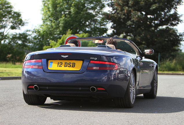 Aston Martin DB9 Volante