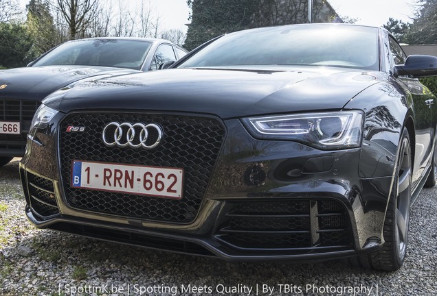 Audi RS5 B8 2012