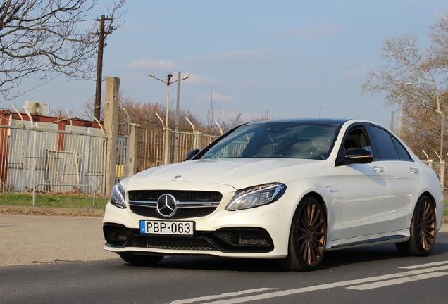 Mercedes-AMG C 63 S W205