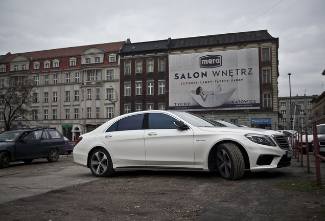 Mercedes-Benz S 63 AMG V222