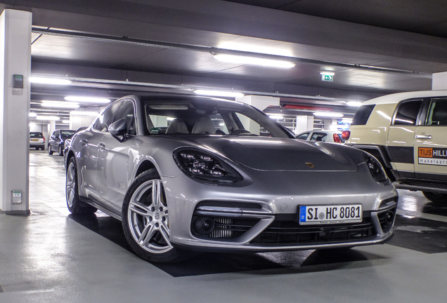 Porsche 971 Panamera Turbo