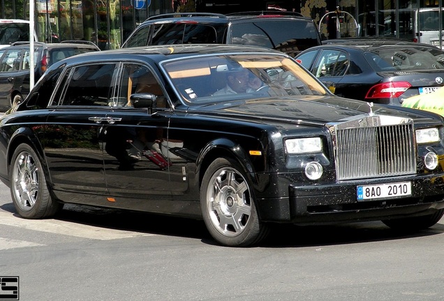 Rolls-Royce Phantom EWB