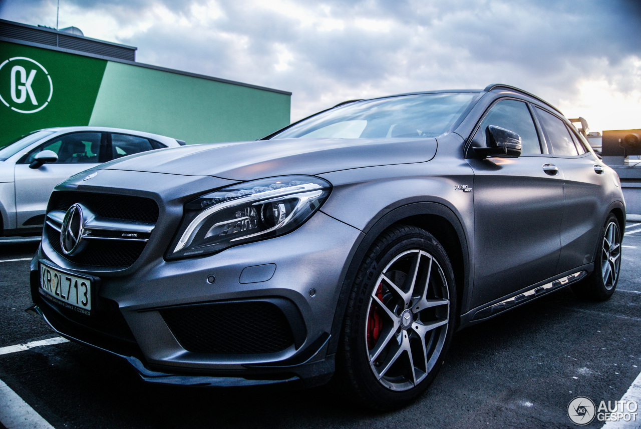 Mercedes-AMG GLA 45 X156