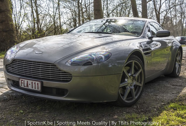 Aston Martin V8 Vantage