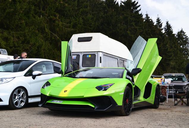 Lamborghini Aventador LP750-4 SuperVeloce