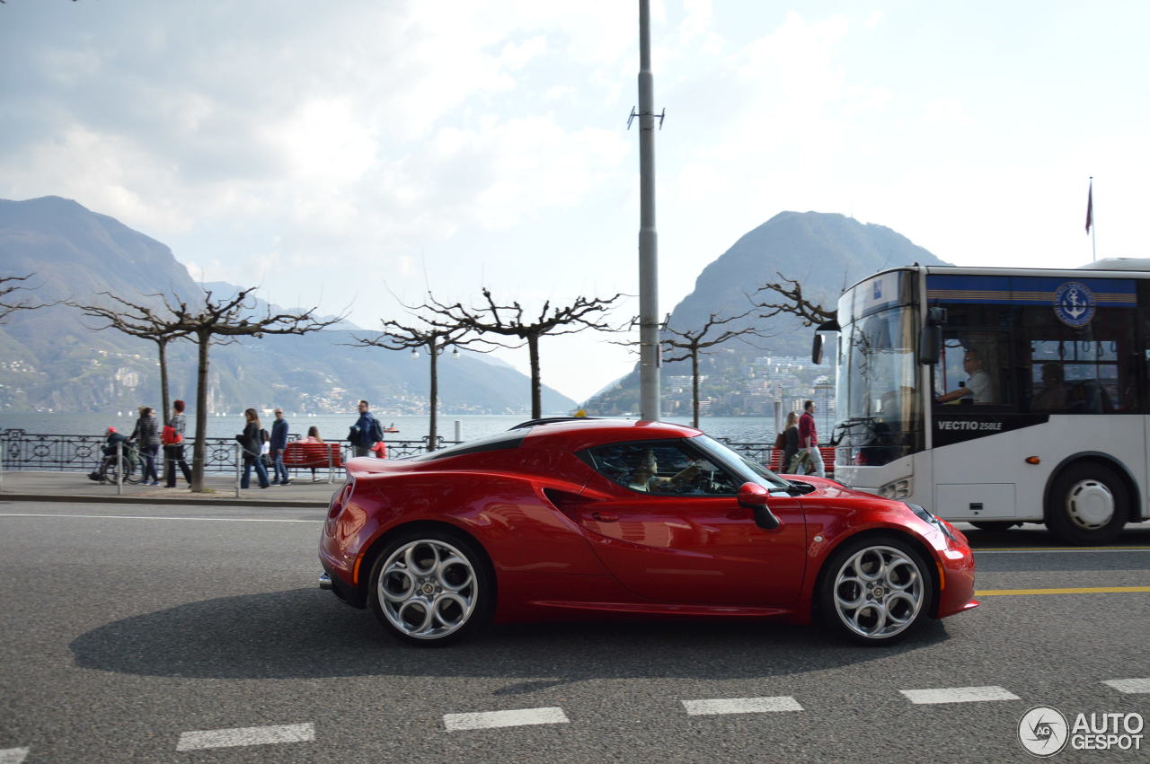 Alfa Romeo 4C Coupé