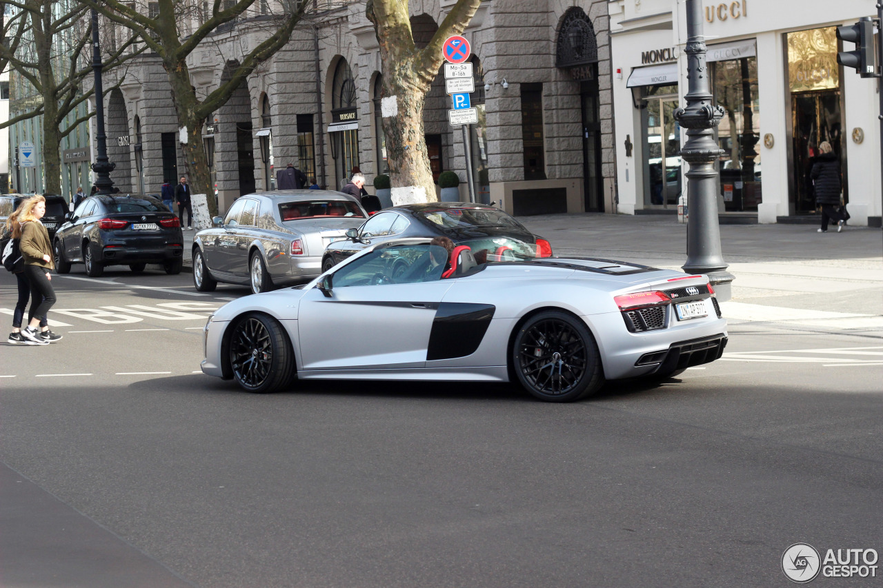 Audi R8 V10 Spyder 2016