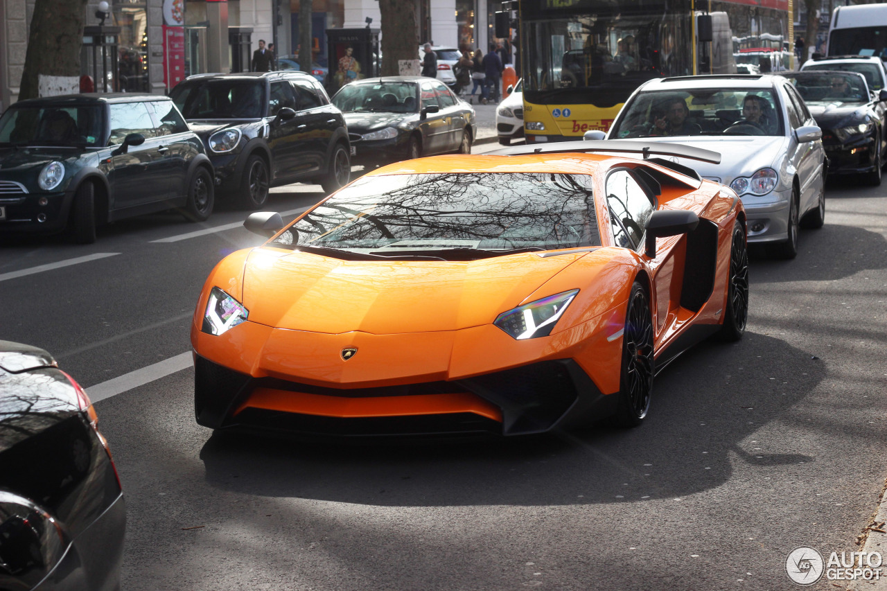 Lamborghini Aventador LP750-4 SuperVeloce