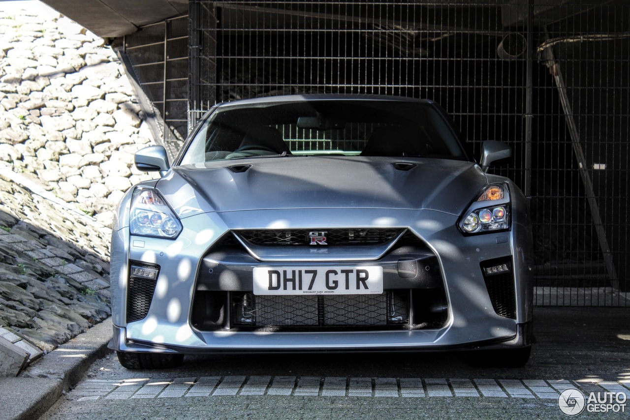 Nissan GT-R 2017