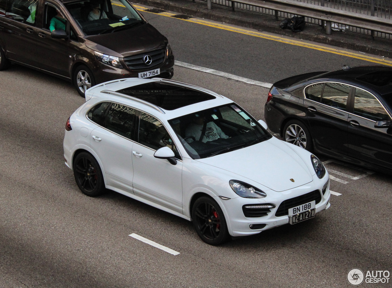 Porsche 958 Cayenne GTS