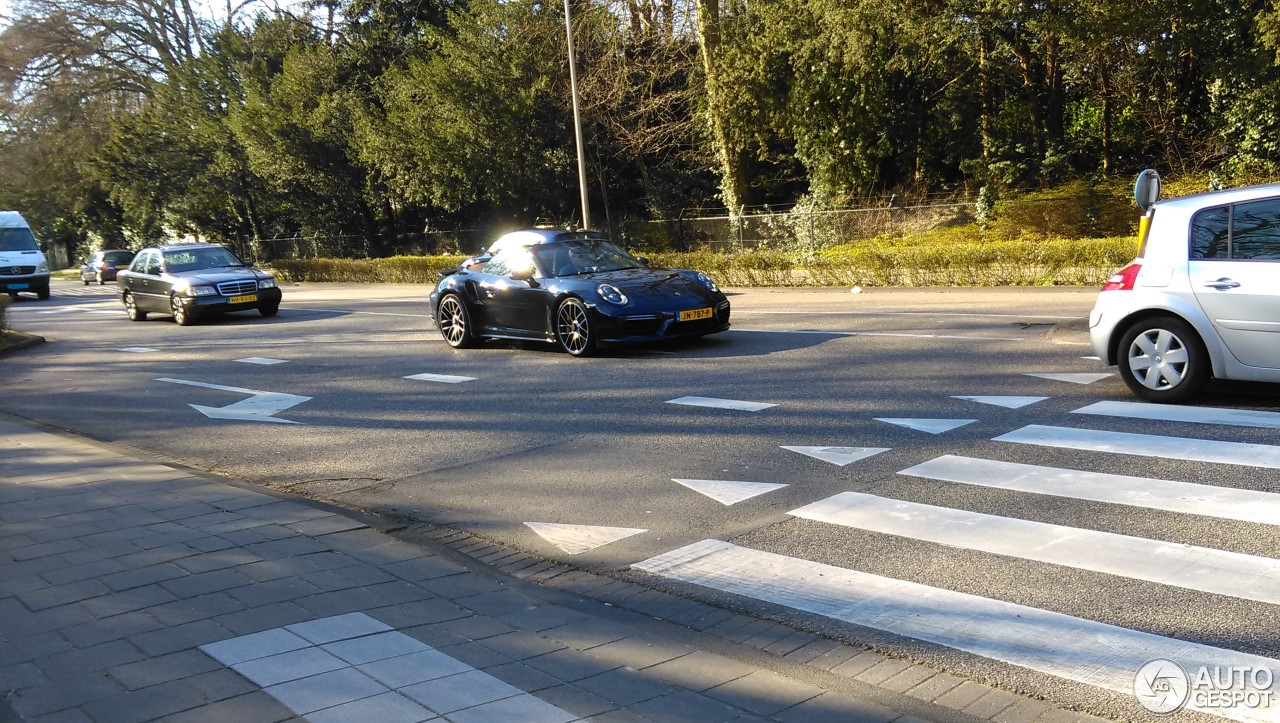 Porsche 991 Turbo S Cabriolet MkII