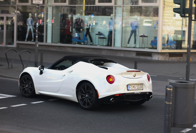 Alfa Romeo 4C Spider