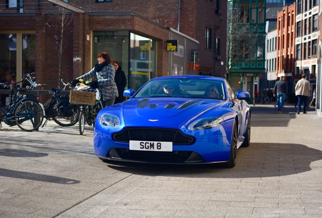 Aston Martin V12 Vantage S