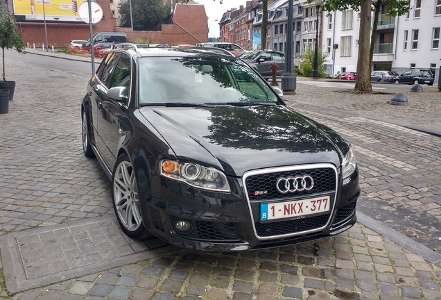 Audi RS4 Avant B7