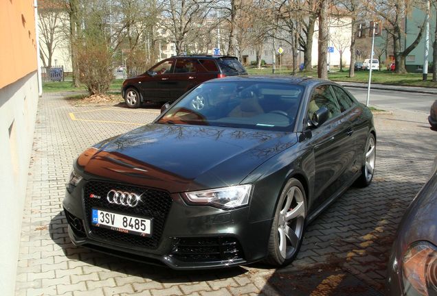 Audi RS5 B8 2012