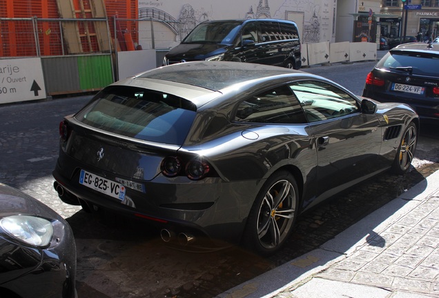 Ferrari GTC4Lusso