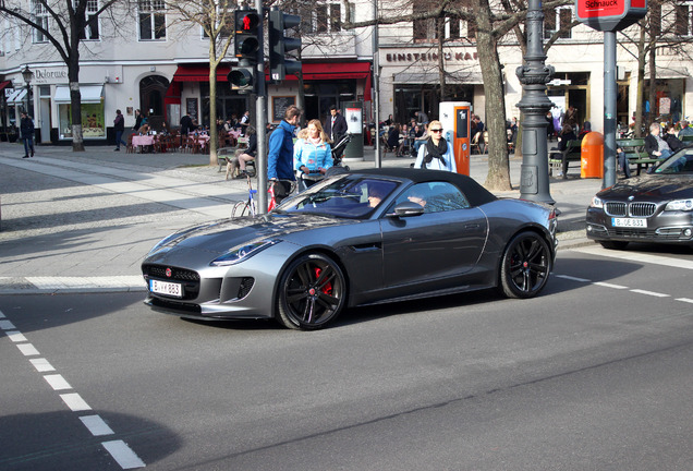 Jaguar F-TYPE R AWD Convertible