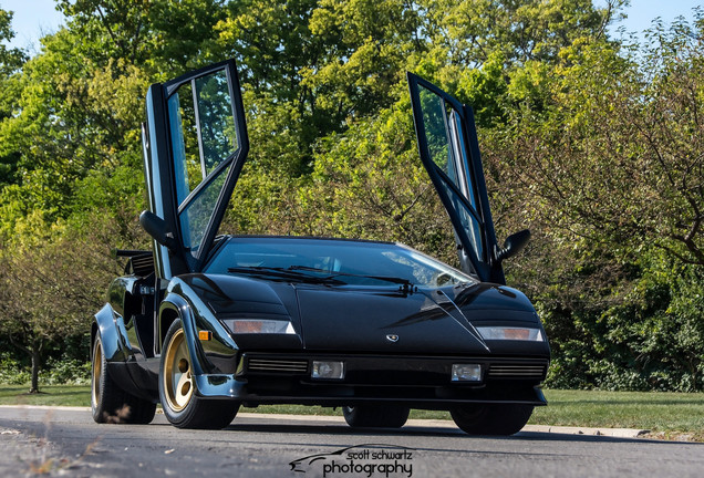 Lamborghini Countach 5000 Quattrovalvole