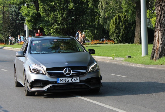 Mercedes-AMG A 45 W176 2015