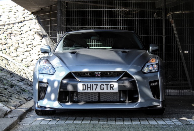 Nissan GT-R 2017