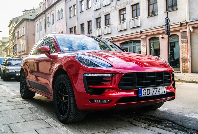 Porsche 95B Macan GTS