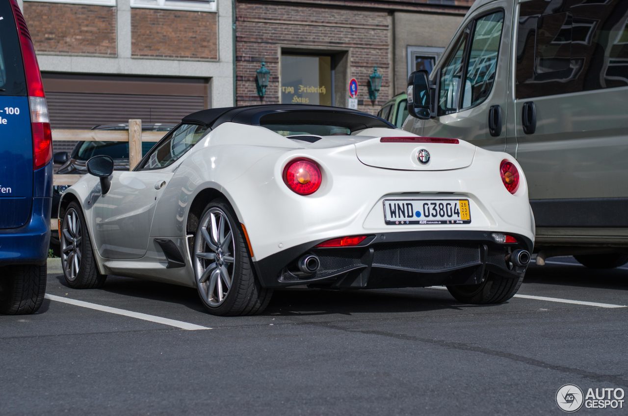 Alfa Romeo 4C Spider