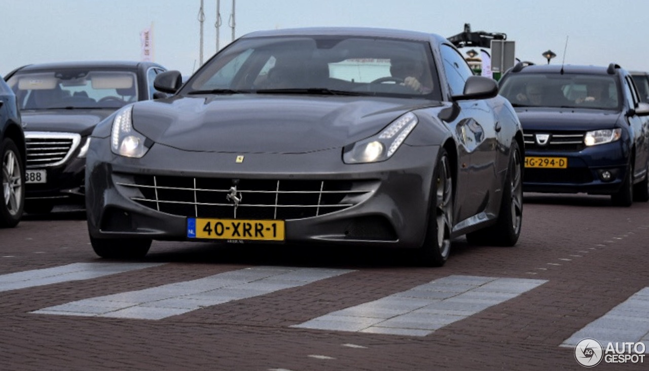 Ferrari FF