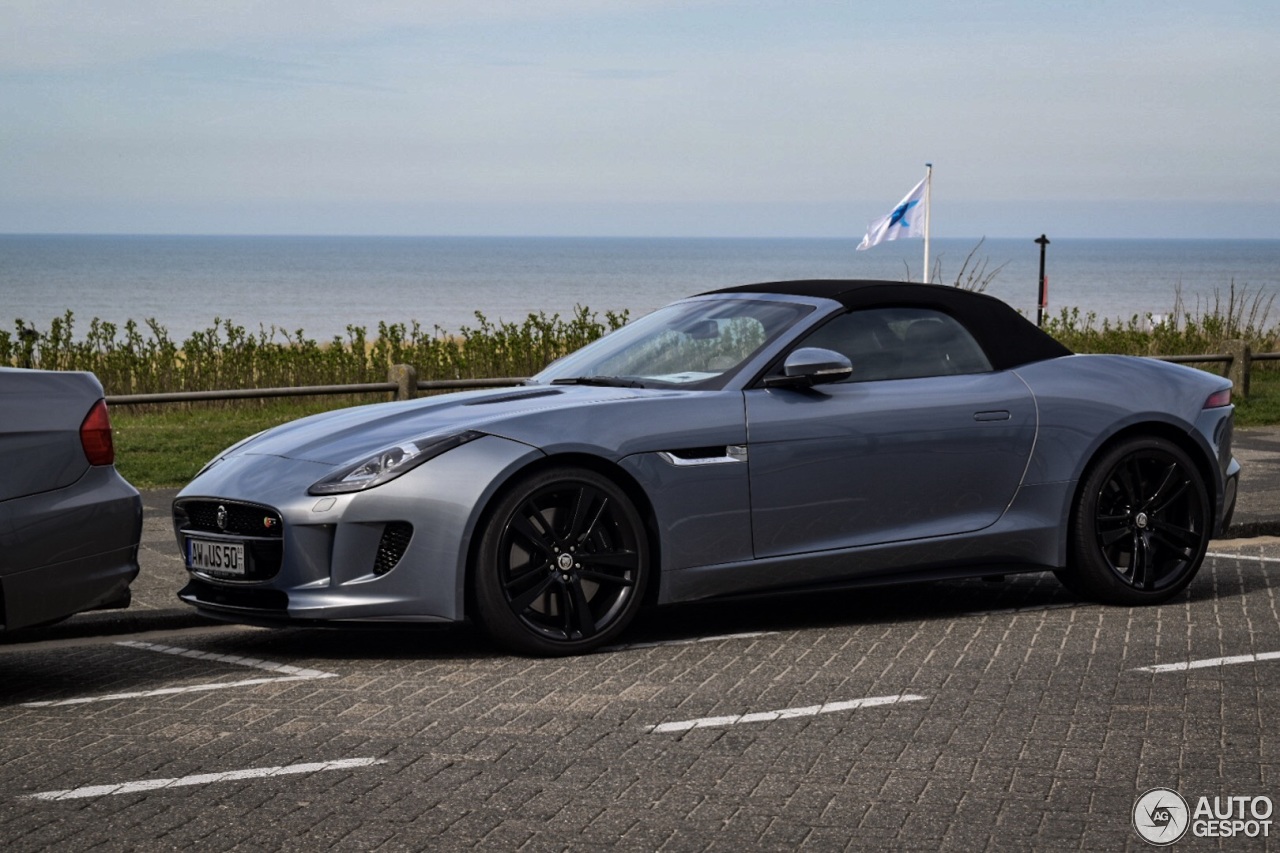 Jaguar F-TYPE S V8 Convertible