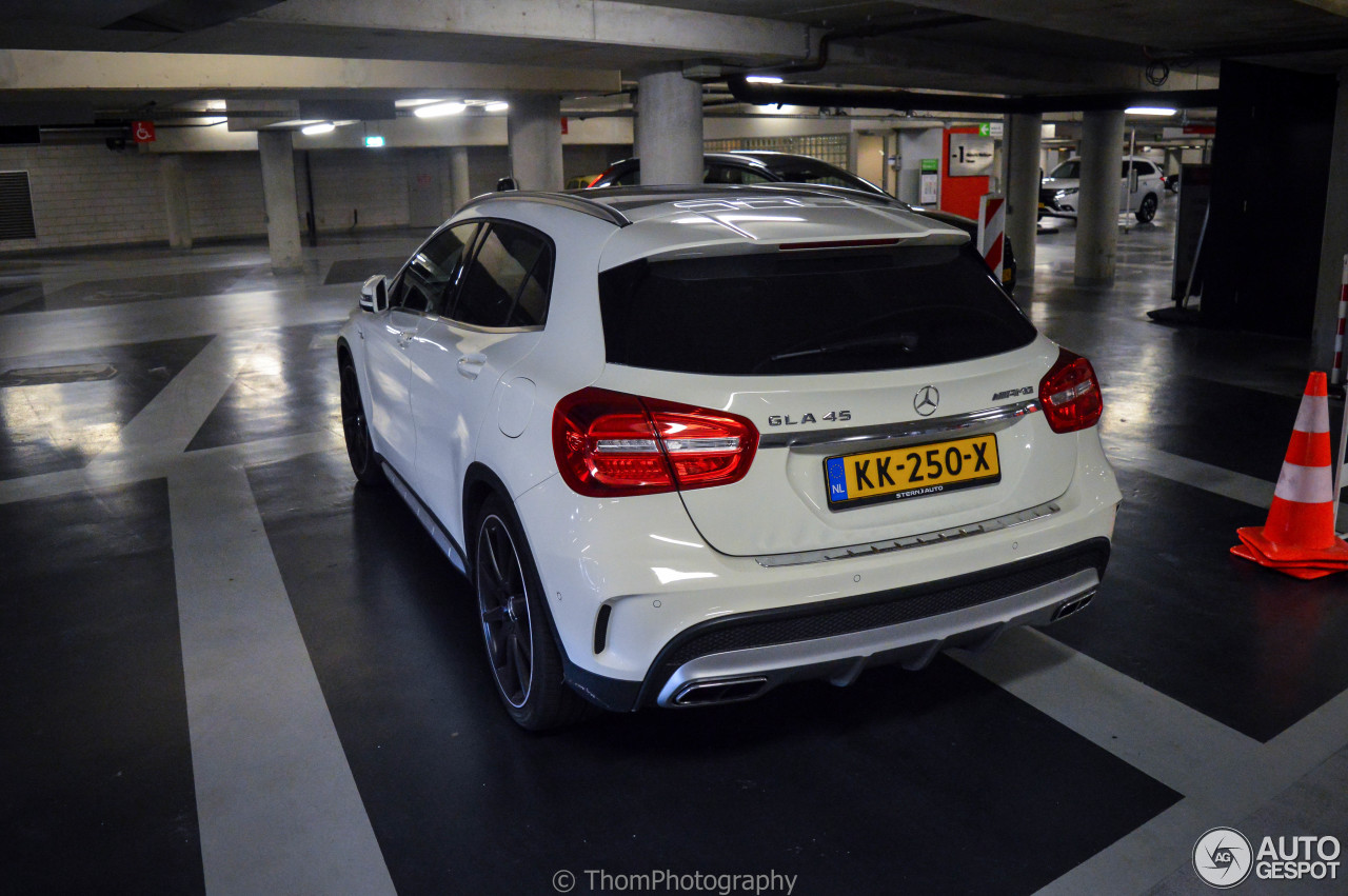 Mercedes-Benz GLA 45 AMG X156