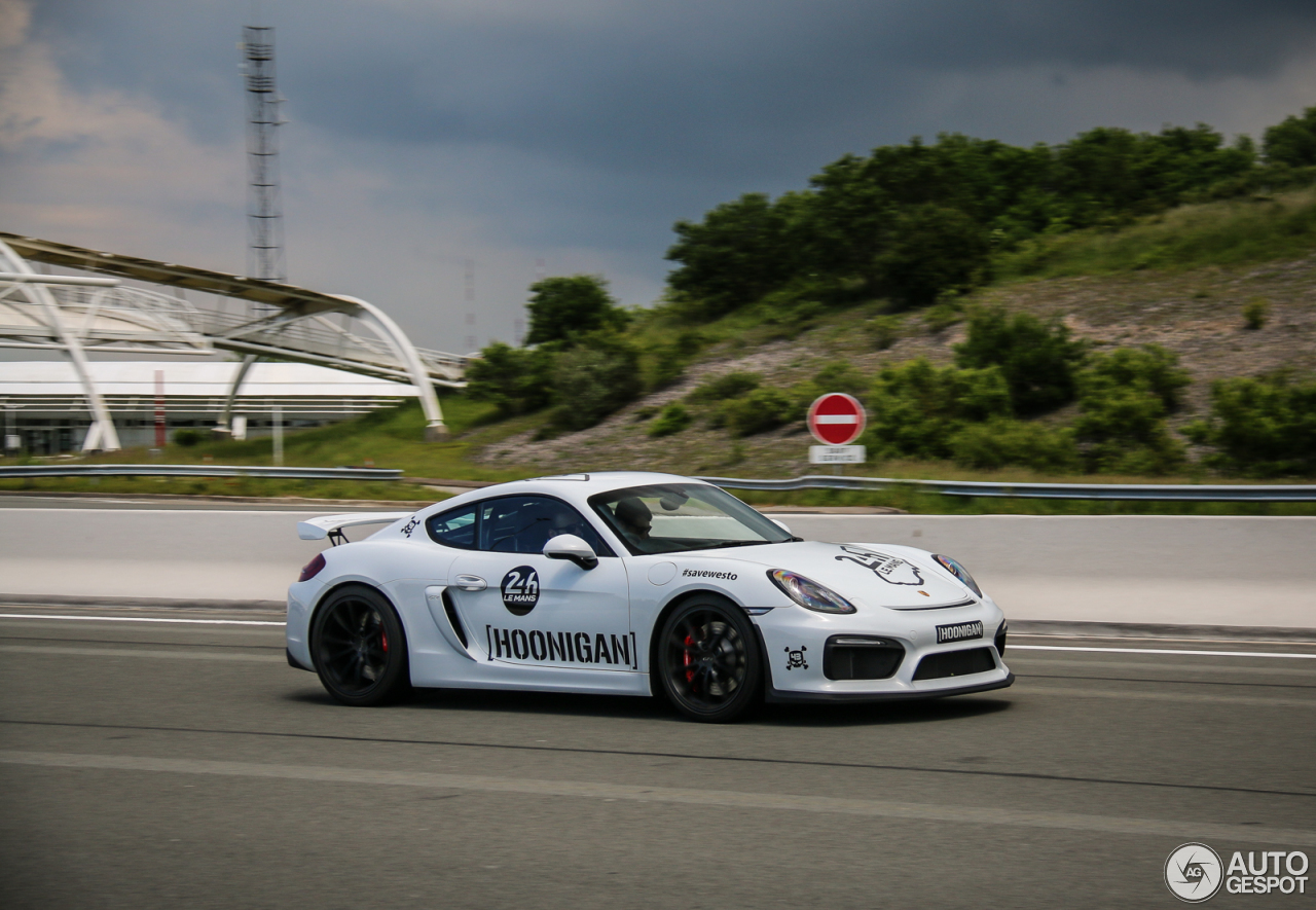 Porsche 981 Cayman GT4