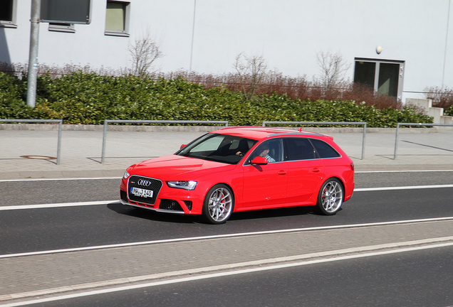 Audi RS4 Avant B8