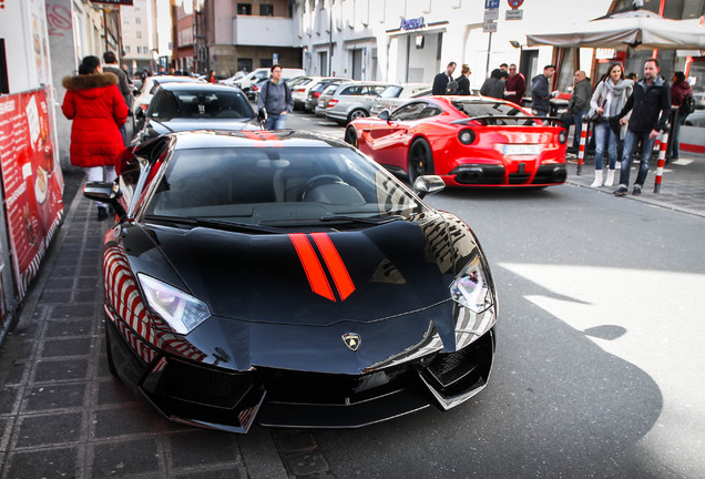 Lamborghini Aventador LP700-4