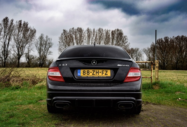 Mercedes-Benz C 63 AMG W204