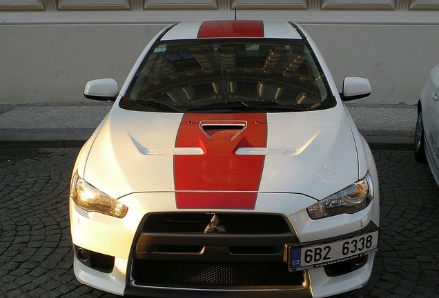 Mitsubishi Lancer Evolution X MR