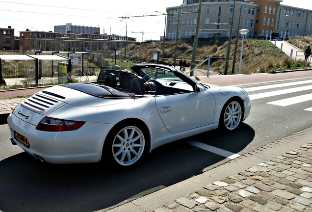 Porsche 997 Carrera 4S Cabriolet MkI