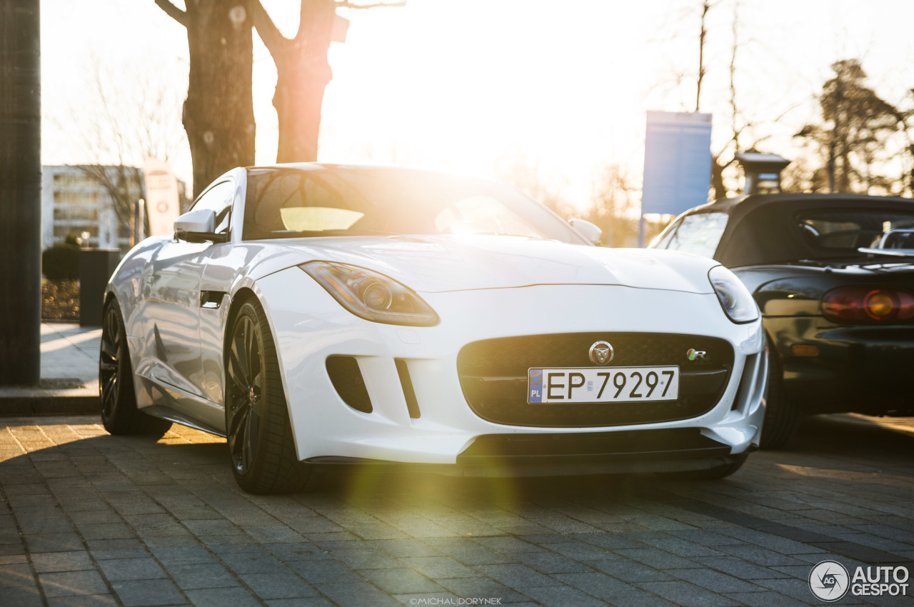 Jaguar F-TYPE R Coupé