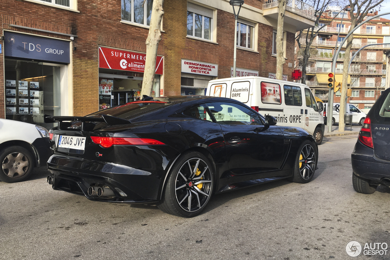 Jaguar F-TYPE SVR Coupé